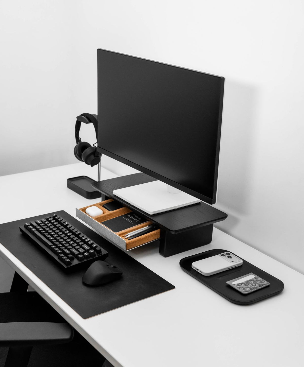 Desk Setup Cockpit | Black