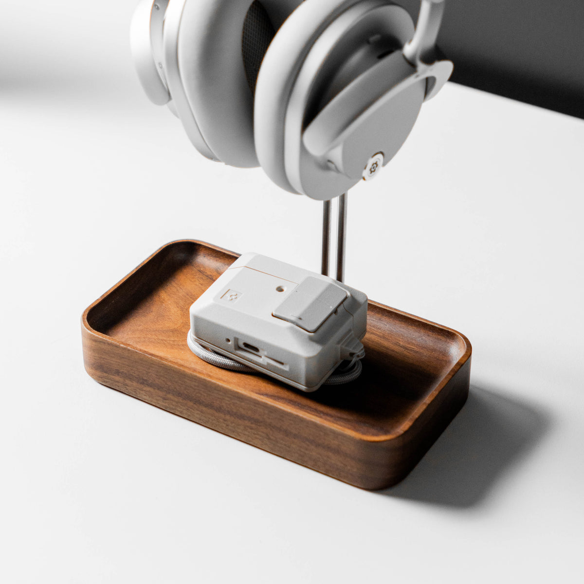 Headphone Stand | Walnut