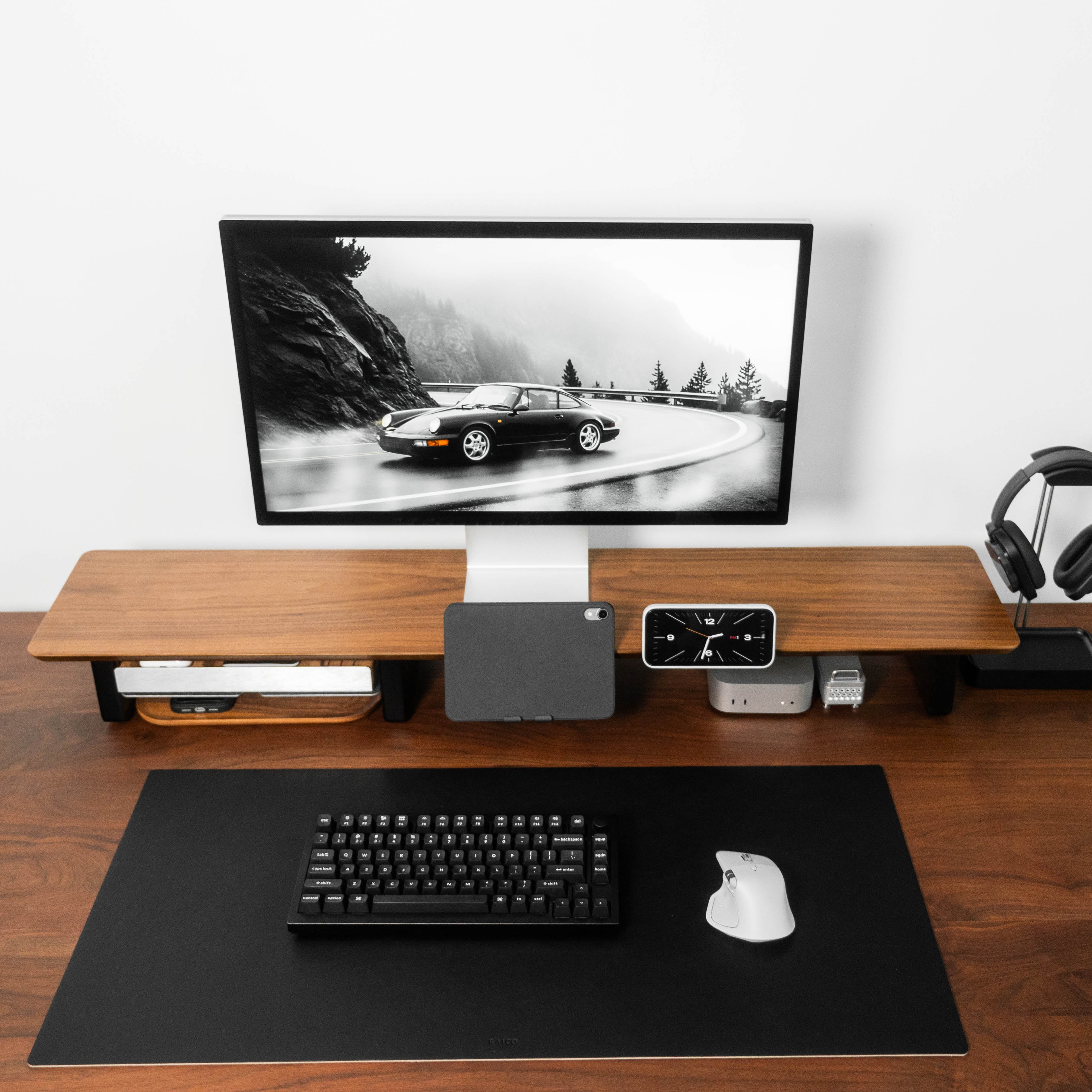 Desk Setup Cockpit | Walnut