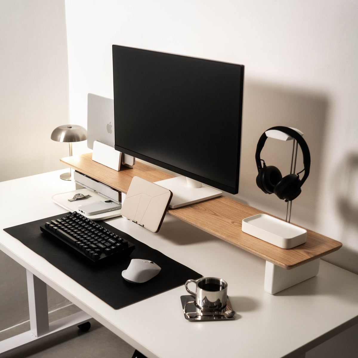 Desk Setup Cockpit | Oak