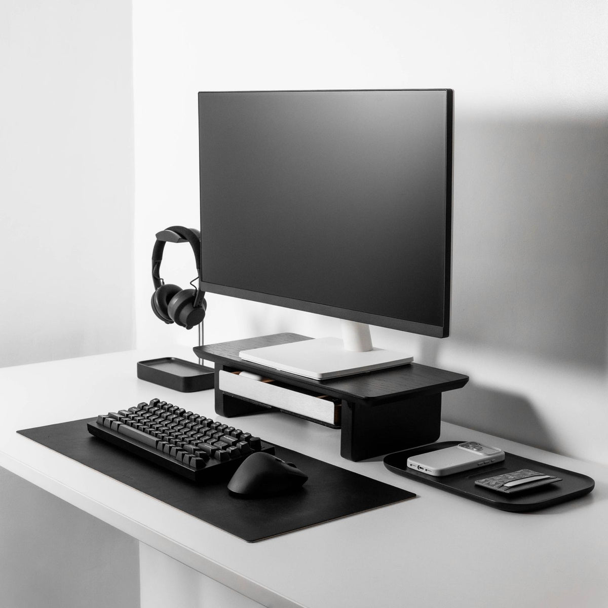 Desk Setup Cockpit | Black
